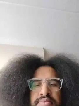 Gay sex chat with Lukeman001 - camgaychat.com - Britain