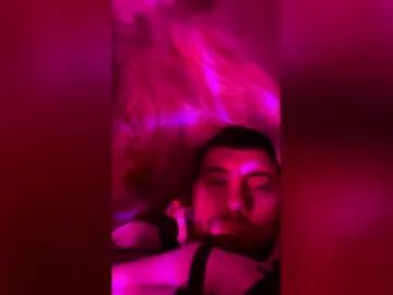 Gay sex chat with ioanfabian04 - camgaychat.com - Britain