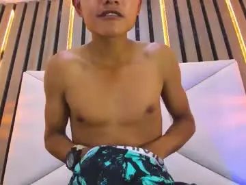 Gay sex chat with zack_morrys - camgaychat.com - Britain