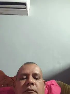 Gay sex chat with Couple0276 - camgaychat.com - Spain