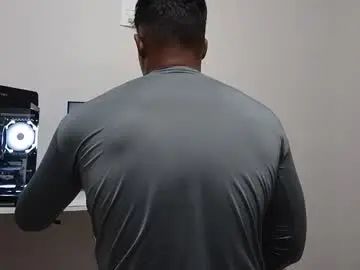 Gay sex chat with santanaa1107 - camgaychat.com - Britain