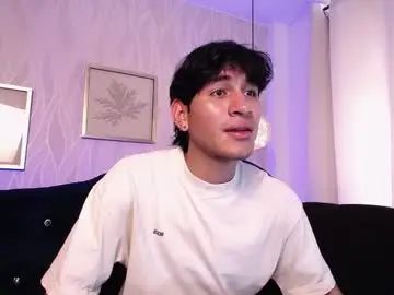 Gay sex chat with elliotazer - camgaychat.com - Britain