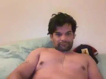 Gay sex chat with jamez771 - camgaychat.com - Britain