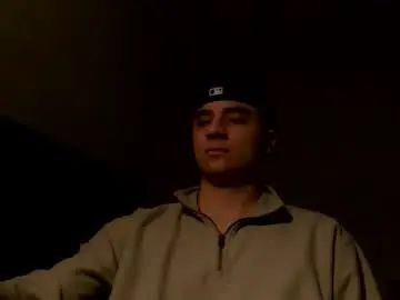 Gay sex chat with jackstrongof - camgaychat.com - Britain