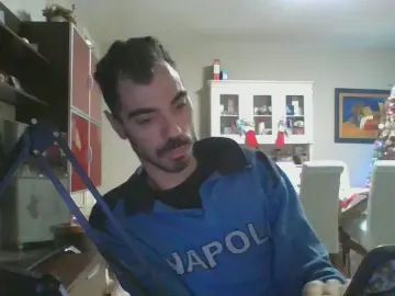 Gay sex chat with marchettoil - camgaychat.com - Italy