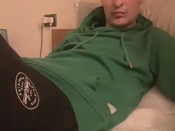 Gay sex chat with Dream_94 - camgaychat.com - Spain