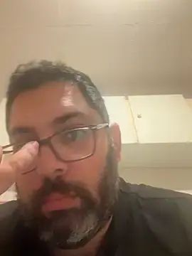 Gay sex chat with Johnny-Dicker_ - camgaychat.com - Britain