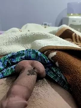 Gay sex chat with kinghunter21 - camgaychat.com - Britain