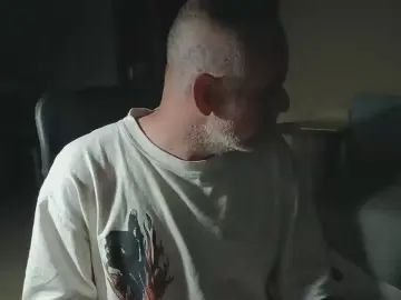 Gay sex chat with JaunFtong - camgaychat.com - Portugal