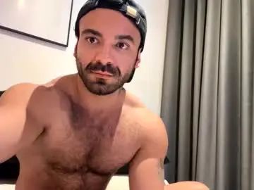 Gay sex chat with bryan352039 - camgaychat.com - Britain