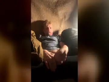 Gay sex chat with peelartin33 - camgaychat.com - Britain