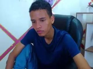 Gay sex chat with dante-moreau - camgaychat.com