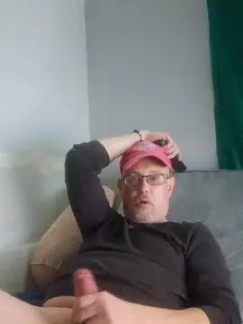 Gay sex chat with Cuminhard99 - camgaychat.com - Britain