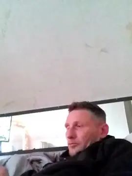 Gay sex chat with aaronmc31 - camgaychat.com - Britain