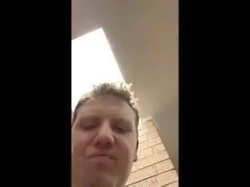 Gay sex chat with olliesmalldick - camgaychat.com - Britain