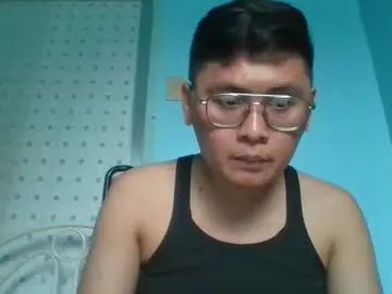 Gay sex chat with kendoll2001 - camgaychat.com - Britain