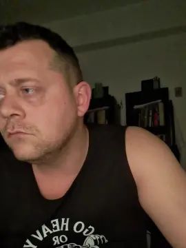 Gay sex chat with maxxoxo - camgaychat.com - Italy