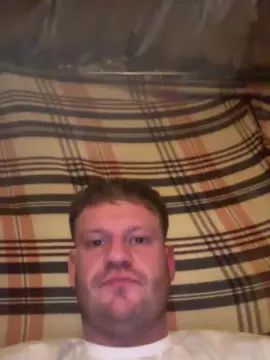 Gay sex chat with kinkyry1 - camgaychat.com - Britain