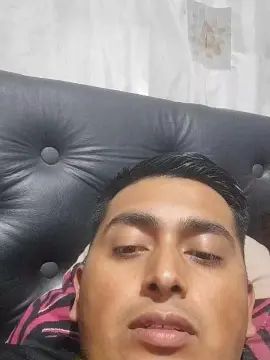 Gay sex chat with Balbu22 - camgaychat.com