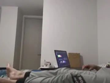 Gay sex chat with masterr32 - camgaychat.com - Britain