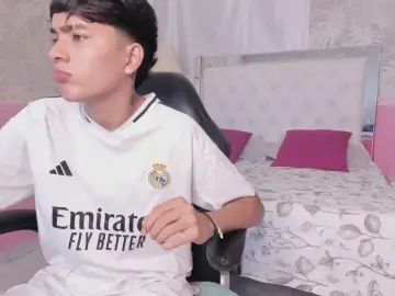 Gay sex chat with John_Miles_ - camgaychat.com - Britain