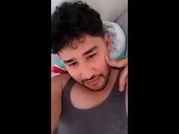 Gay sex chat with stevc27 - camgaychat.com - Britain