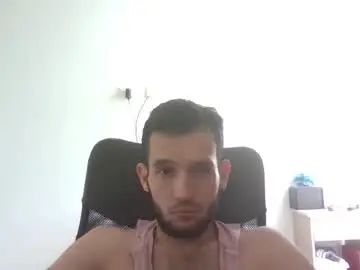 Gay sex chat with superdotado666 - camgaychat.com - Britain