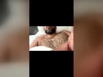 Gay sex chat with juan6969juan - camgaychat.com - Britain