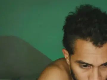 Gay sex chat with TUMOREENO - camgaychat.com - Britain