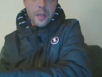 Gay sex chat with BuenasPiernas - camgaychat.com - Spain