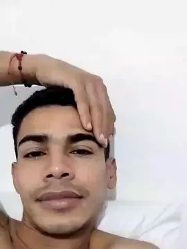 Gay sex chat with sexyboy_1998 - camgaychat.com - Spain