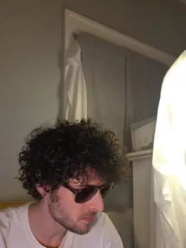 Gay sex chat with ShineNBone - camgaychat.com - Britain