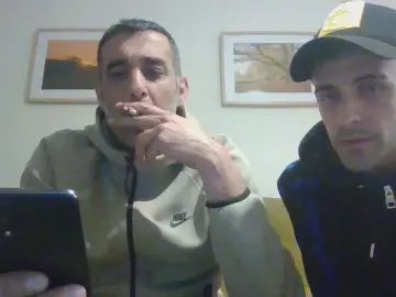 Gay sex chat with pango1 - camgaychat.com - Spain