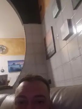 Gay sex chat with Willormozz88 - camgaychat.com - Italy