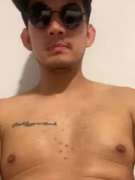 Gay sex chat with travelbro01 - camgaychat.com - Portugal