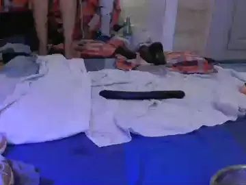 Gay sex chat with NickFR34XXL - camgaychat.com - France