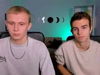 Gay sex chat with mister-dekker - camgaychat.com