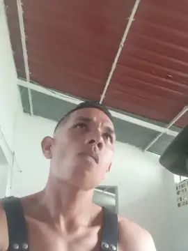 Gay sex chat with MONSTER420JESUS - camgaychat.com - Spain