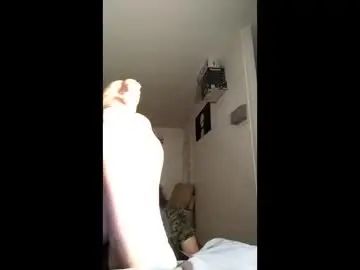 Gay sex chat with yacineseduce - camgaychat.com - Britain