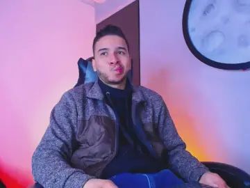 Gay sex chat with mike_257 - camgaychat.com - Britain