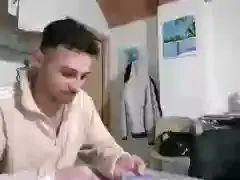 Gay sex chat with rickyrocky97 - camgaychat.com - Italy