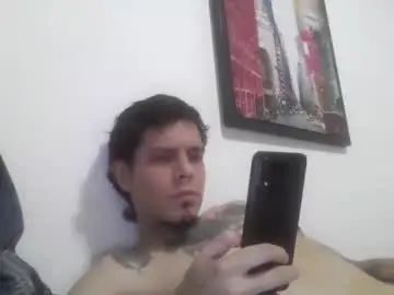 Gay sex chat with gaelhaze94 - camgaychat.com - Britain