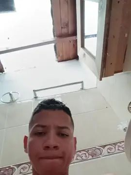 Gay sex chat with Joven_milk - camgaychat.com - Spain