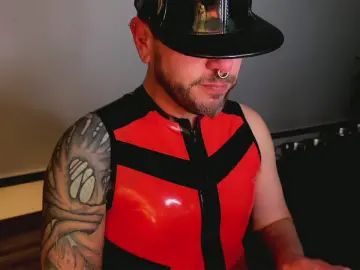 Gay sex chat with slickafterdark - camgaychat.com - Britain