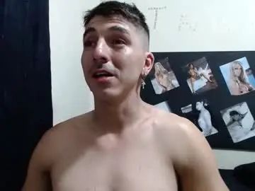 Gay sex chat with daviddickk8 - camgaychat.com - Britain