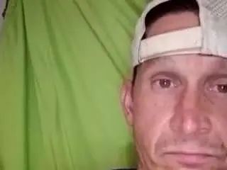 Gay sex chat with thirdleggreg81 - camgaychat.com - Britain