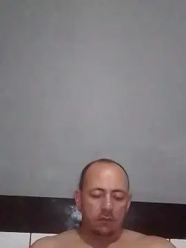 Gay sex chat with oltoughuy - camgaychat.com - Portugal