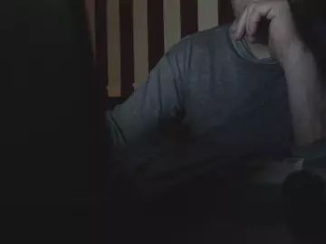 Gay sex chat with kmeta_85 - camgaychat.com - Bulgaria