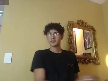 Gay sex chat with deren_ - camgaychat.com - Spain