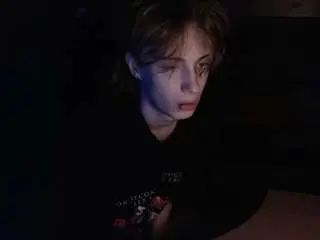 Gay sex chat with kartius-milo - camgaychat.com